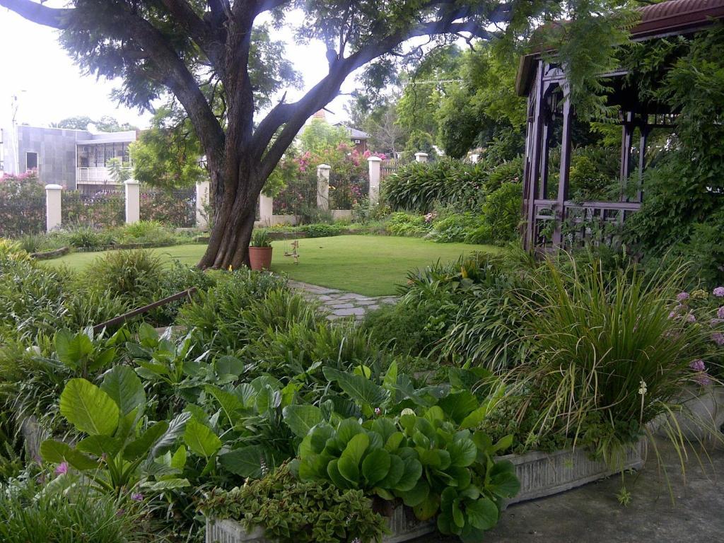 Melvin Residence Guest House Pretoria-Noord Eksteriør bilde
