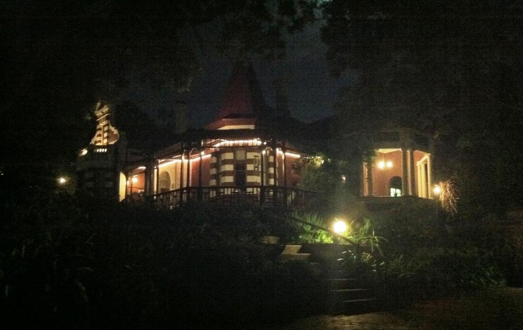 Melvin Residence Guest House Pretoria-Noord Eksteriør bilde